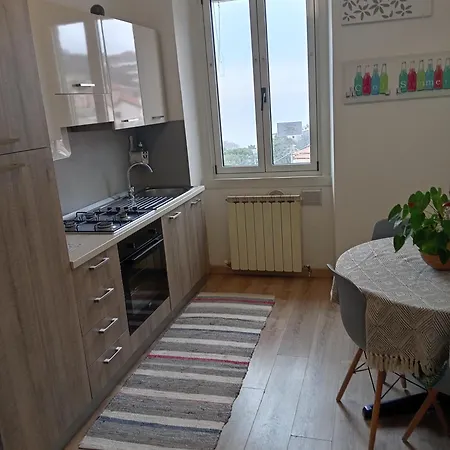 Splendida Vista Golfo, Con Parcheggio - Naonbnb 아파트 트리에스테
